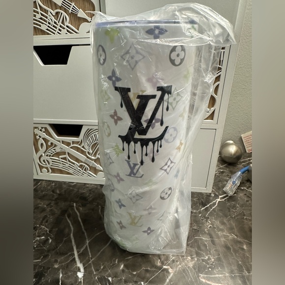 Louis Vuitton LV Blue White Leather Bling Glam Luxe Designer 20oz Tumbler - Picture 8 of 8